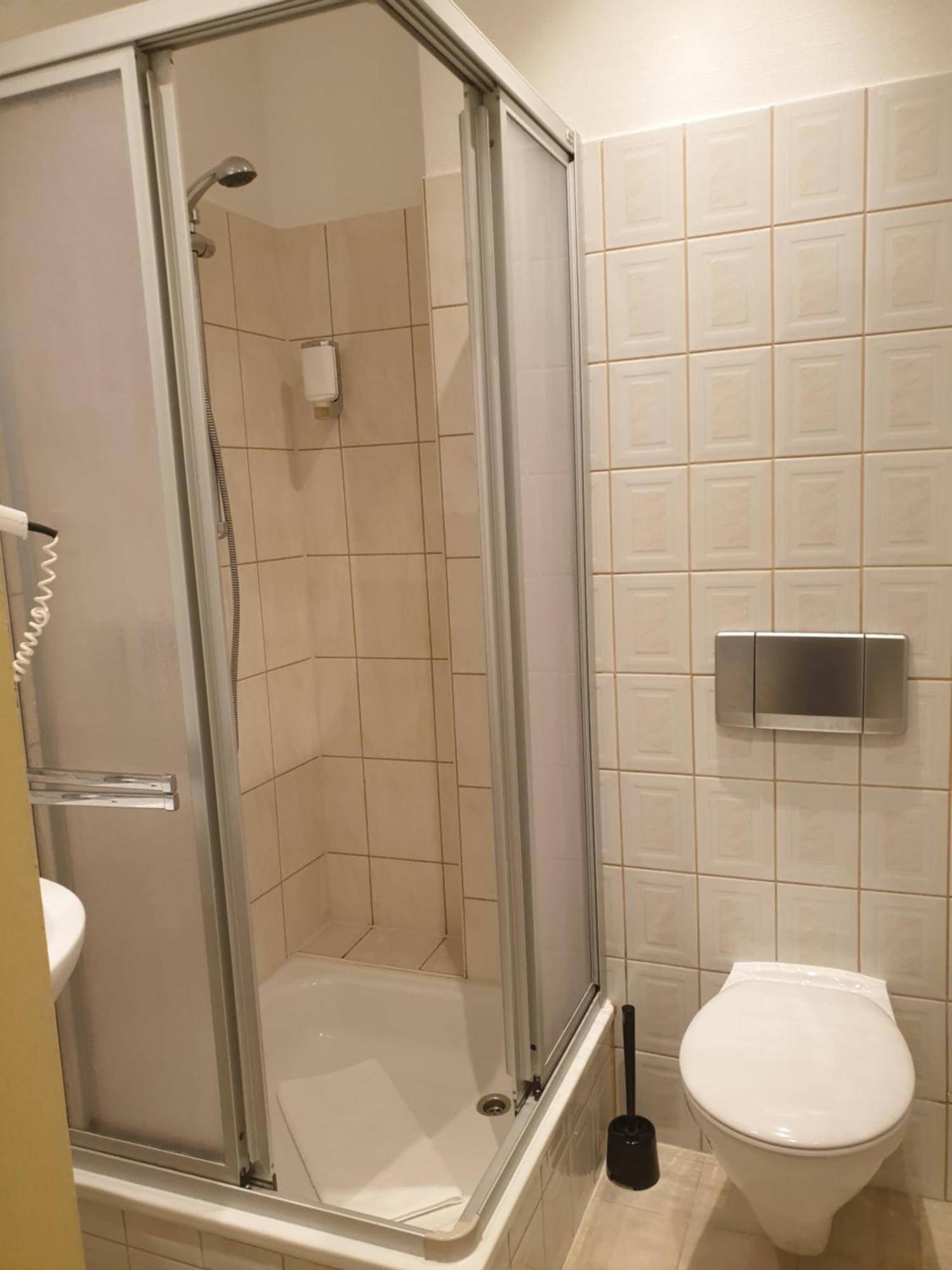 فرانكفورت أودر Viadrina Rooms & Apartments Frankfurt-Oder Am Park Im Zentrum المظهر الخارجي الصورة