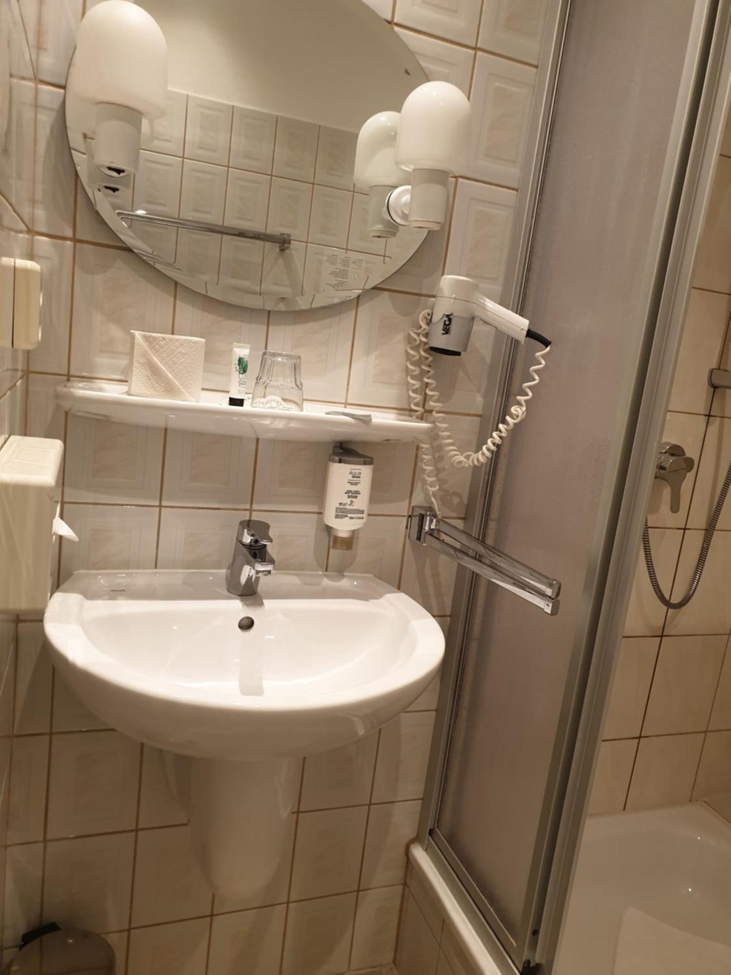 فرانكفورت أودر Viadrina Rooms & Apartments Frankfurt-Oder Am Park Im Zentrum المظهر الخارجي الصورة