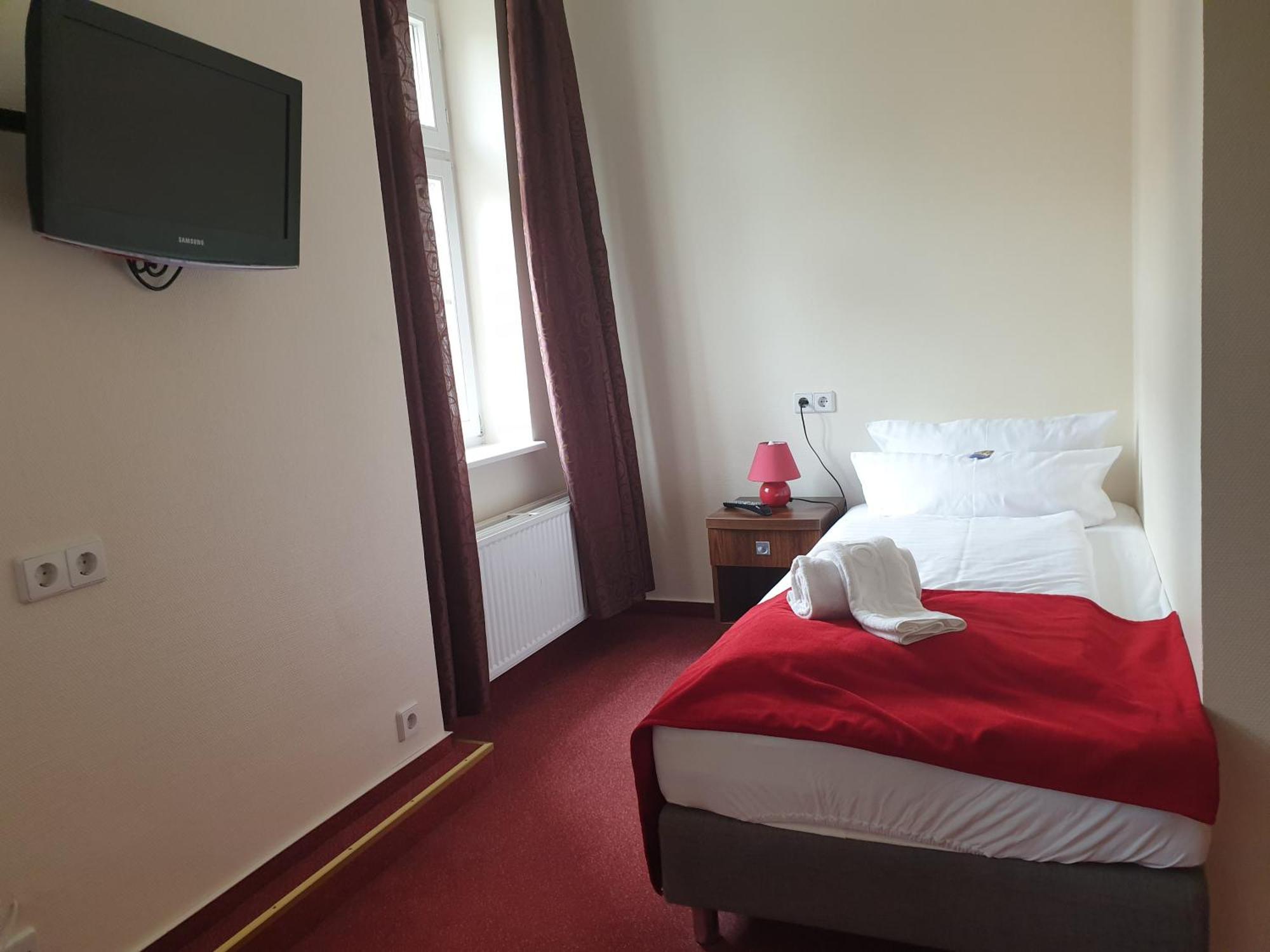 فرانكفورت أودر Viadrina Rooms & Apartments Frankfurt-Oder Am Park Im Zentrum المظهر الخارجي الصورة